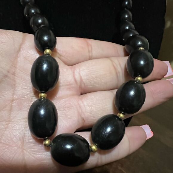MONET Black Oval Plastic Beaded Graduated Necklace, Gold tone, Vintage, 28-1/2” - Picture 2 of 3
